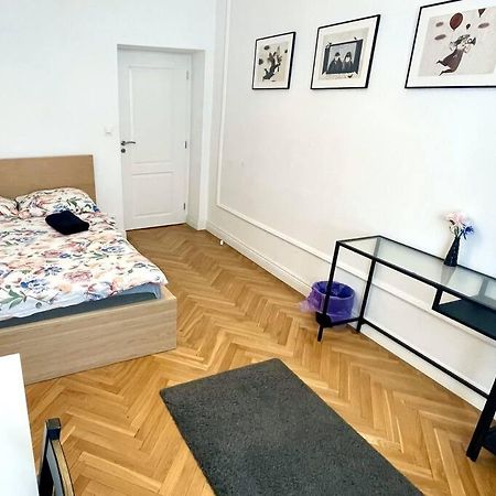 Fantastic Waw - Kp69 Room D Varsó Kültér fotó